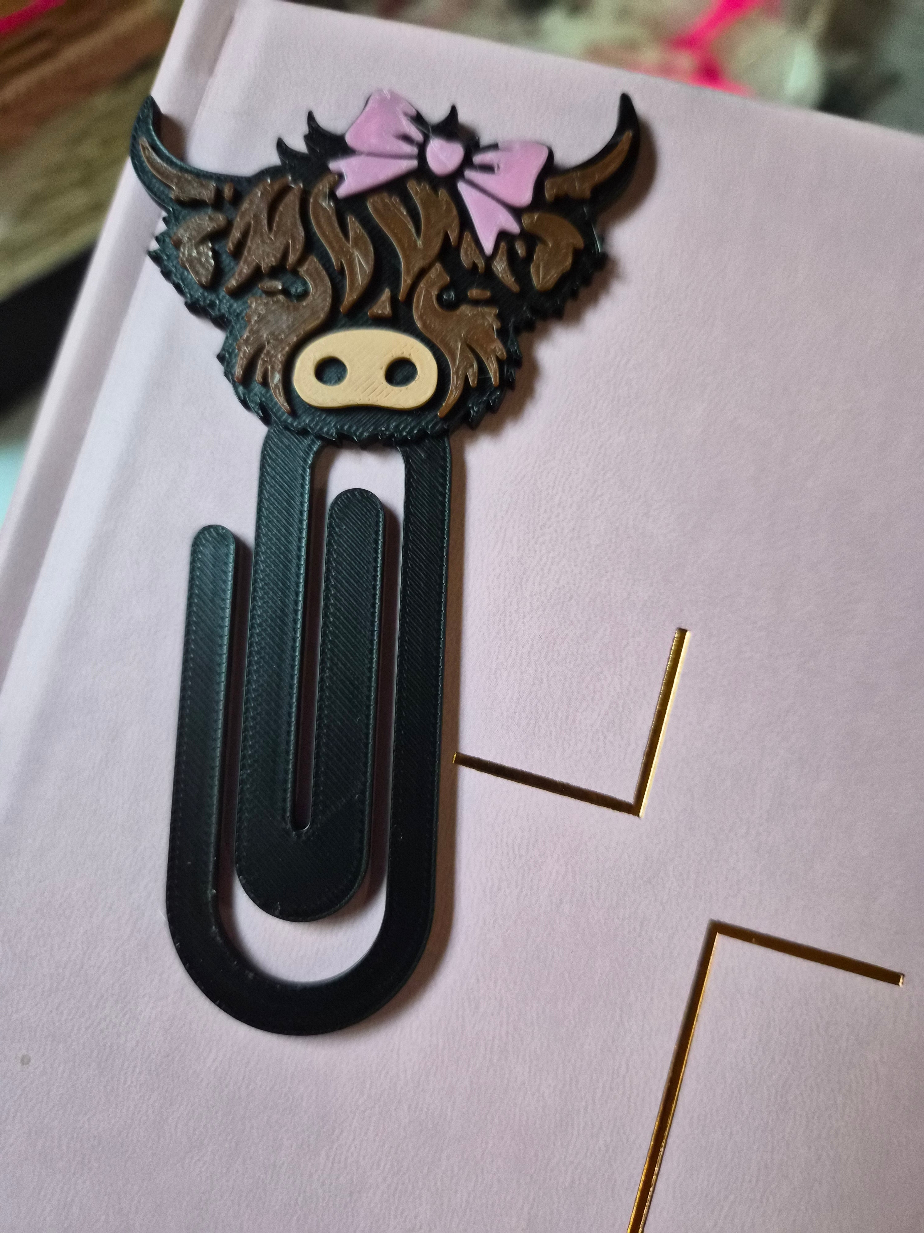 Pink Bow Highland Cow Jumbo Paperclip | Western Theme Stationary
