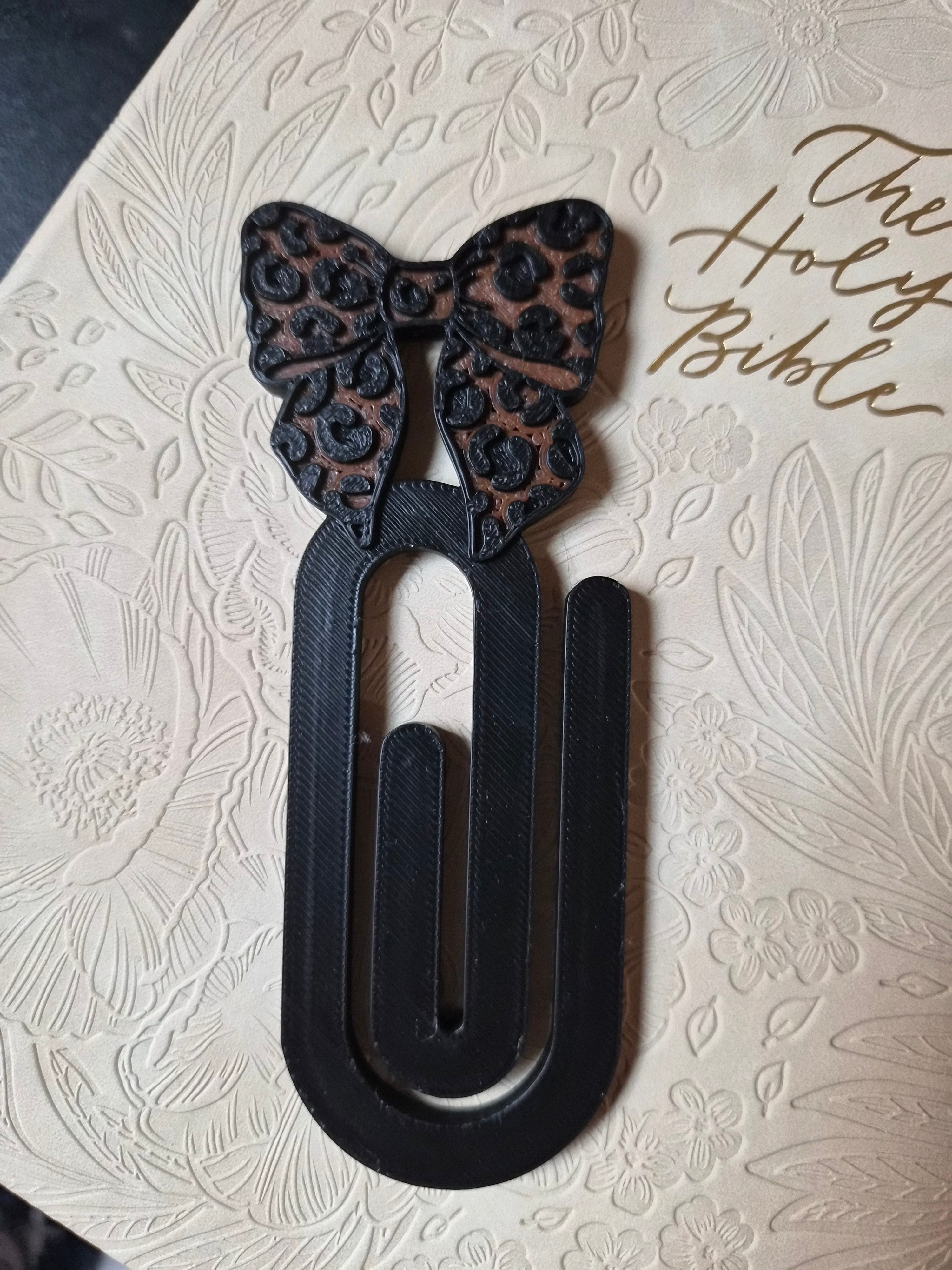 Leopard Print Jumbo Paperclip | Animal Print Stationary