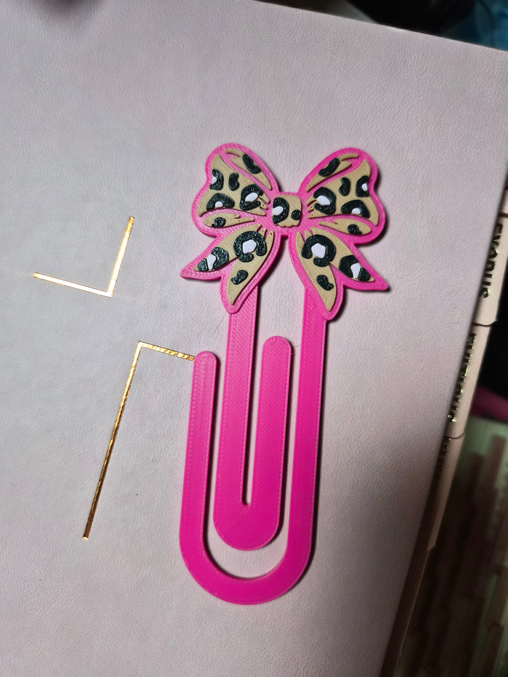 Pink Cheetah Print Jumbo Paperclip |  Cheetah Faith Theme Stationary