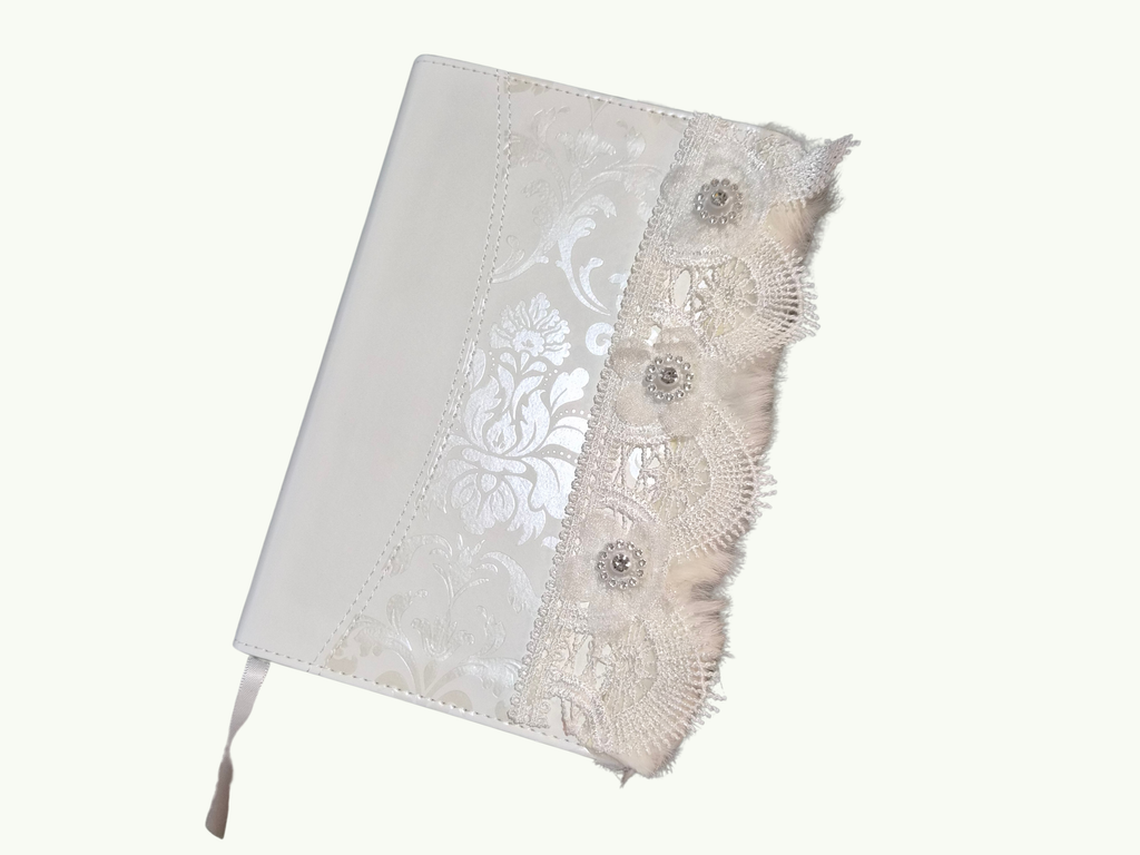 Women's Compact Bridal Bible | CSB | With pearls and Lace | Bridal Gift